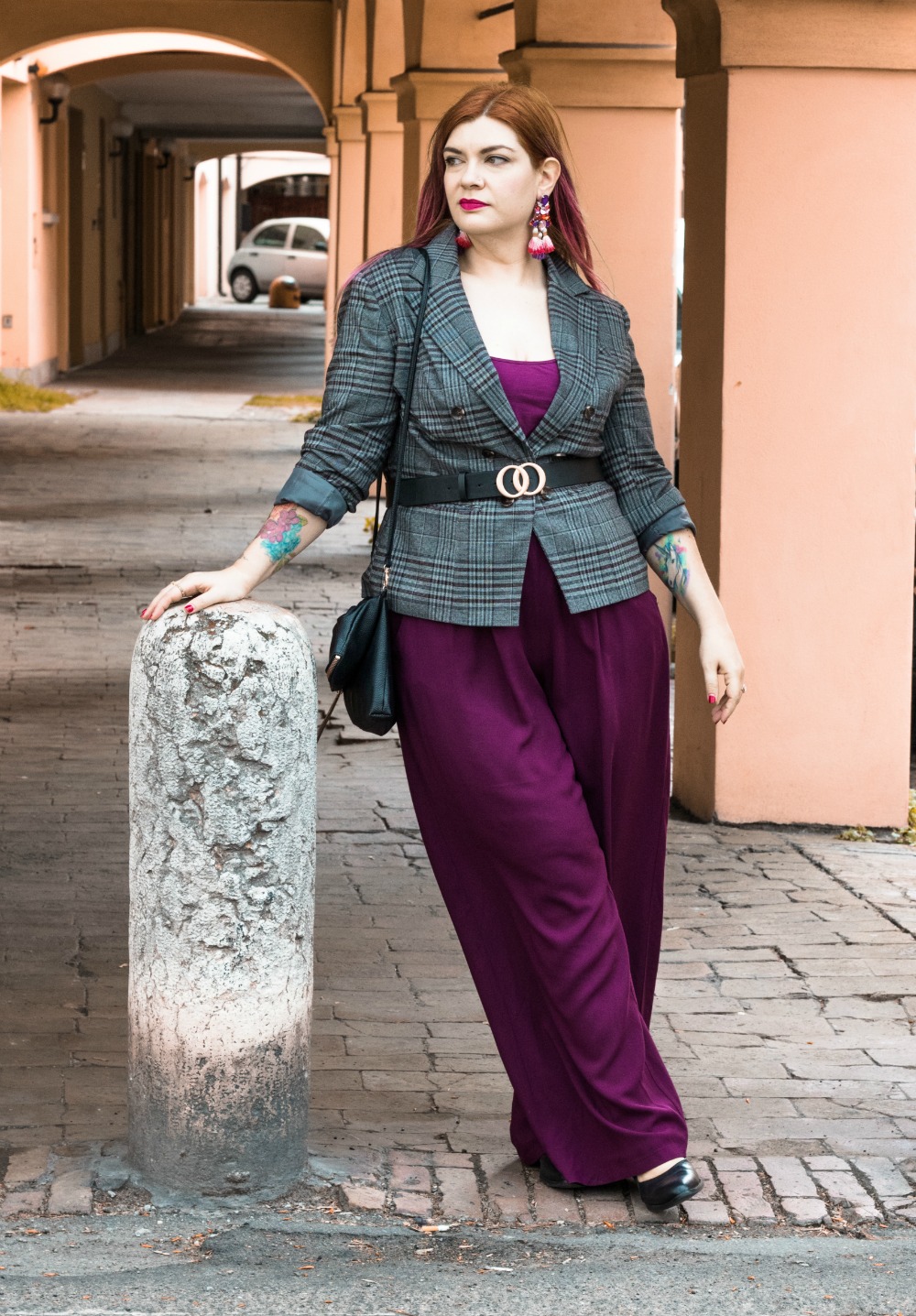 Outfit Pantaloni palazzo viola e blazer grigio Plus Kawaii